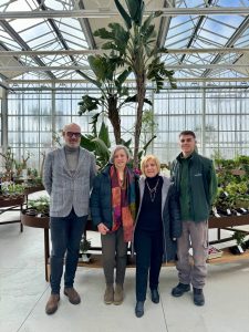 Da sinistra: Massimo Consalvo, Direttore del Naturart Village, Morena Torresi, Deanna Capecchi, Marco Tesi